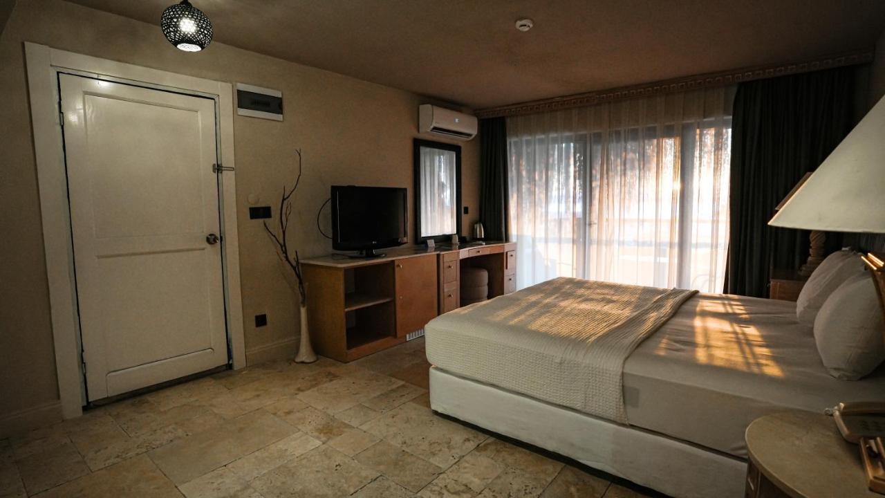 Отель Maja Luxury Кешме Экстерьер фото